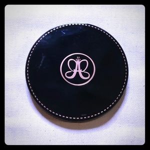 Free w/ABH purchase mirror anastasia beverly hills